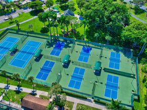8127 Songbird Ter, Boca Raton FL 33496