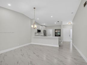 8127 Songbird Ter, Boca Raton FL 33496