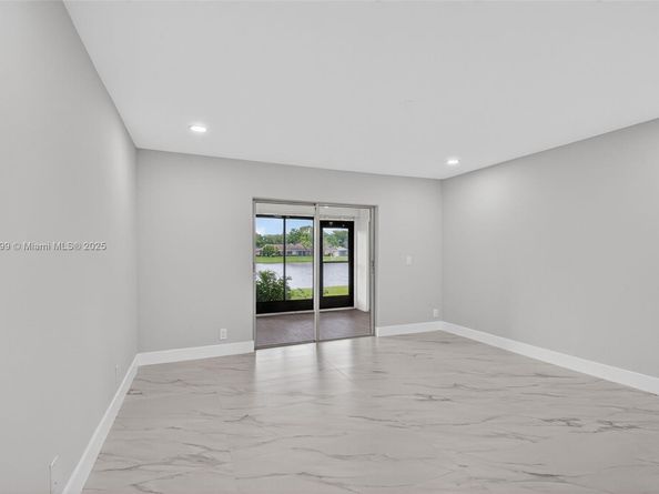 8127 Songbird Ter, Boca Raton FL 33496