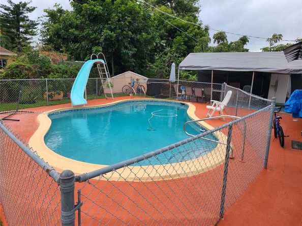 2206 Washington St, Hollywood FL 33020