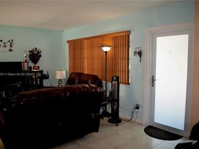 2206 Washington St, Hollywood FL 33020