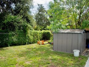 2206 Washington St, Hollywood FL 33020
