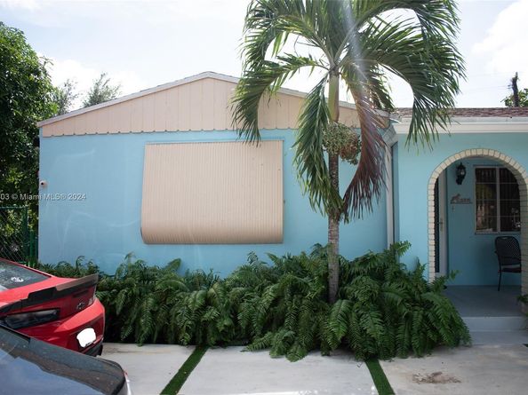 2206 Washington St, Hollywood FL 33020
