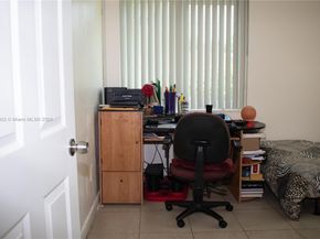 2206 Washington St, Hollywood FL 33020
