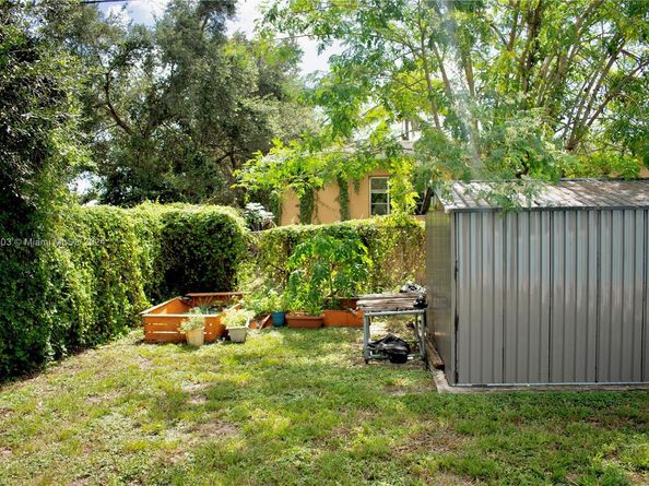 2206 Washington St, Hollywood FL 33020