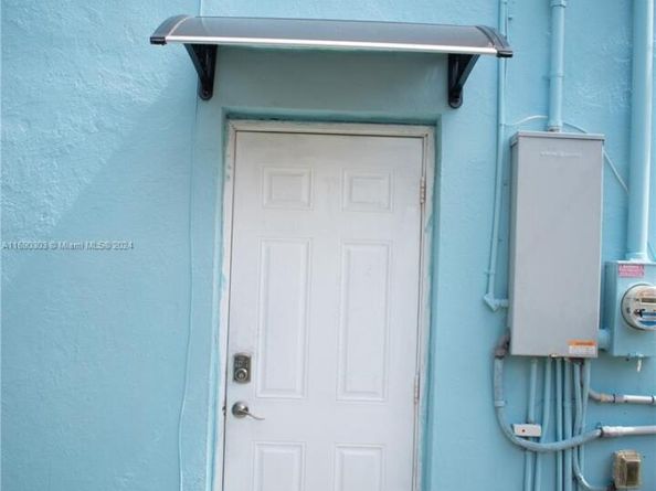 2206 Washington St, Hollywood FL 33020