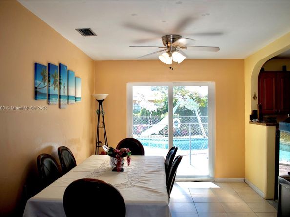 2206 Washington St, Hollywood FL 33020
