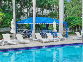 3600 Mystic Pointe Dr 115, Aventura FL 33180