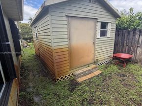 15705 SW 7th Pl, Sunrise FL 33326