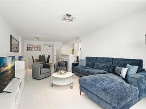 200 SE 15th Rd 9I, Miami FL 33129