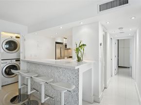 200 SE 15th Rd 9I, Miami FL 33129