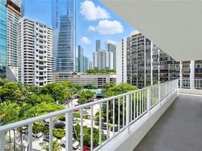 200 SE 15th Rd 9I, Miami FL 33129