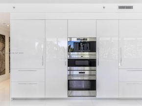 1 Collins Ave 207, Miami Beach FL 33139
