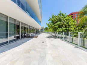 1 Collins Ave 207, Miami Beach FL 33139