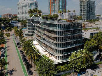 1 Collins Ave