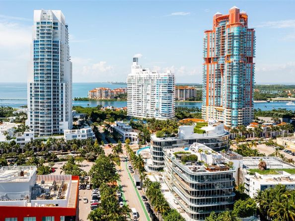1 Collins Ave 207, Miami Beach FL 33139