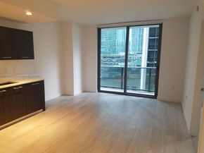 55 SW 9th St 1107, Miami FL 33130