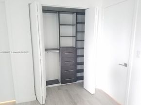 55 SW 9th St 1107, Miami FL 33130