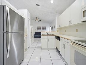 628 Stanton Dr, Weston FL 33326