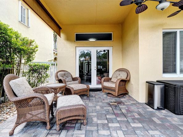 4362 Foxtail Ln, Weston FL 33331