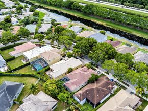 4362 Foxtail Ln, Weston FL 33331