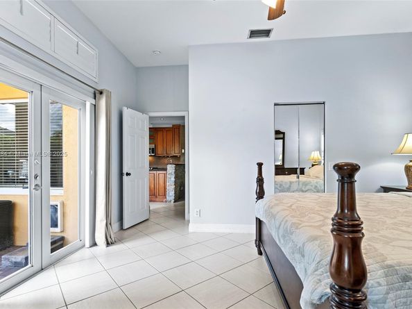 4362 Foxtail Ln, Weston FL 33331