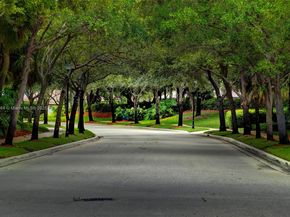 4362 Foxtail Ln, Weston FL 33331