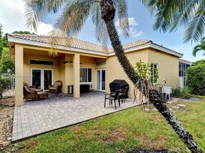 4362 Foxtail Ln, Weston FL 33331