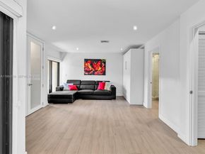 15 Port Side Dr 15C, Fort Lauderdale FL 33316