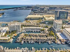 15 Port Side Dr 15C, Fort Lauderdale FL 33316