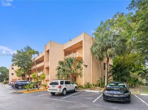 8400 Lagos De Campo Blvd 312, Tamarac FL 33321