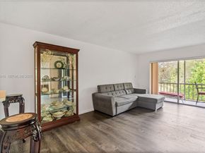 8400 Lagos De Campo Blvd 312, Tamarac FL 33321