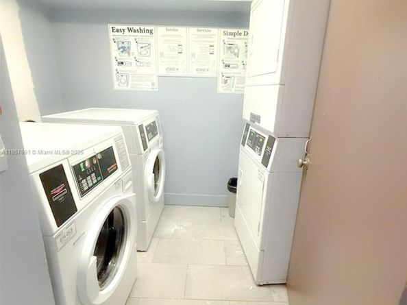 484 NW 165th St Rd A412, Miami FL 33169