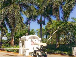 484 NW 165th St Rd A412, Miami FL 33169