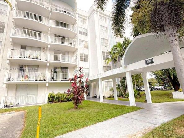 484 NW 165th St Rd A412, Miami FL 33169