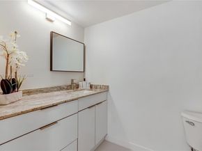 1200 Brickell Bay Dr 2424, Miami FL 33131