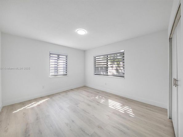 2250 NW 95th St, Miami FL 33147