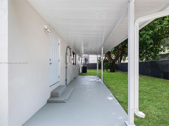 2250 NW 95th St, Miami FL 33147