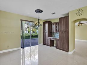 245 NW 207th Ter, Pembroke Pines FL 33029