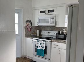 18710 NE 18th Ave 209, Miami FL 33179