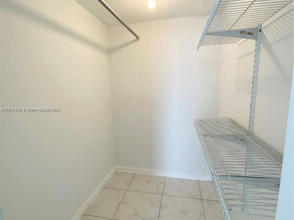 13499 Biscayne Blvd 403, North Miami FL 33181