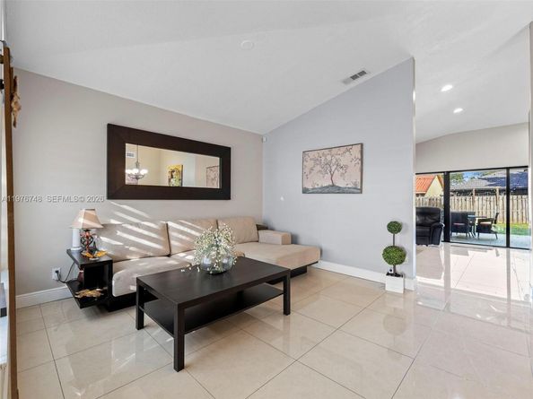 615 NW 134th Pl, Miami FL 33182