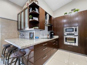 615 NW 134th Pl, Miami FL 33182