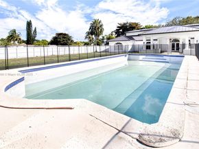 425 SW 129th Ave, Miami FL 33184