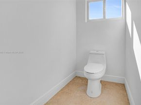 425 SW 129th Ave, Miami FL 33184