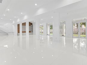 425 SW 129th Ave, Miami FL 33184