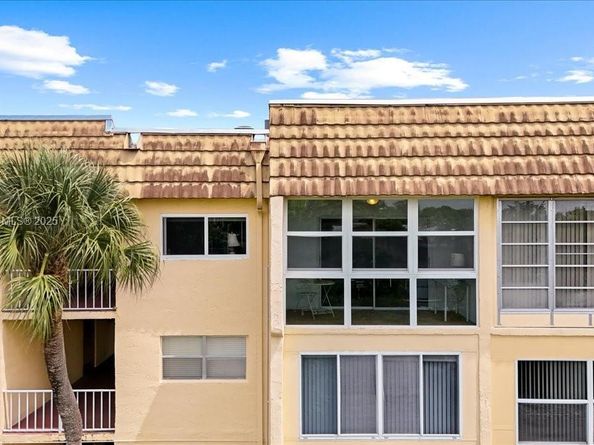 8345 Sunrise Lakes Blvd 306, Sunrise FL 33322