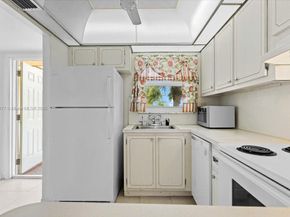 8345 Sunrise Lakes Blvd 306, Sunrise FL 33322