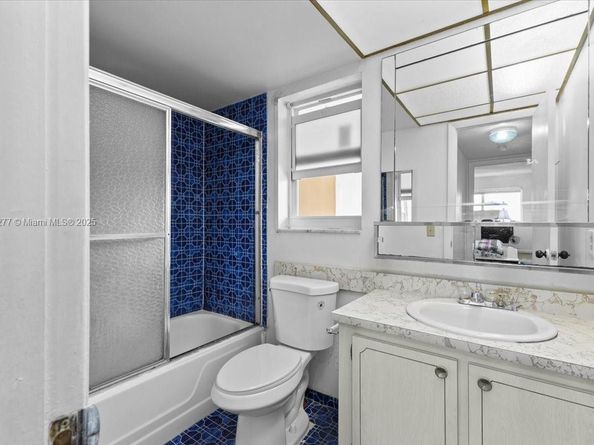 8345 Sunrise Lakes Blvd 306, Sunrise FL 33322