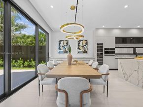 618 NE 17th Way, Fort Lauderdale FL 33304